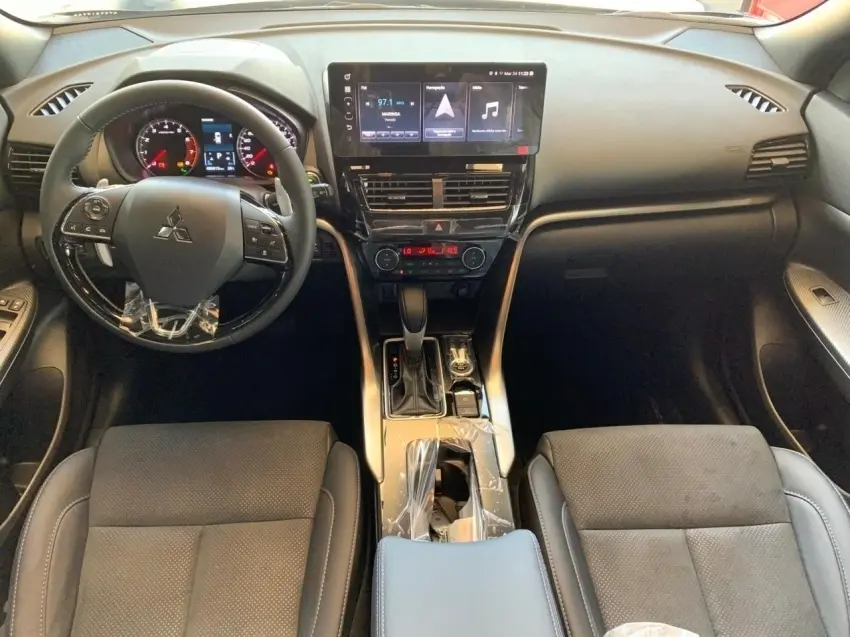 galeria ECLIPSE CROSS