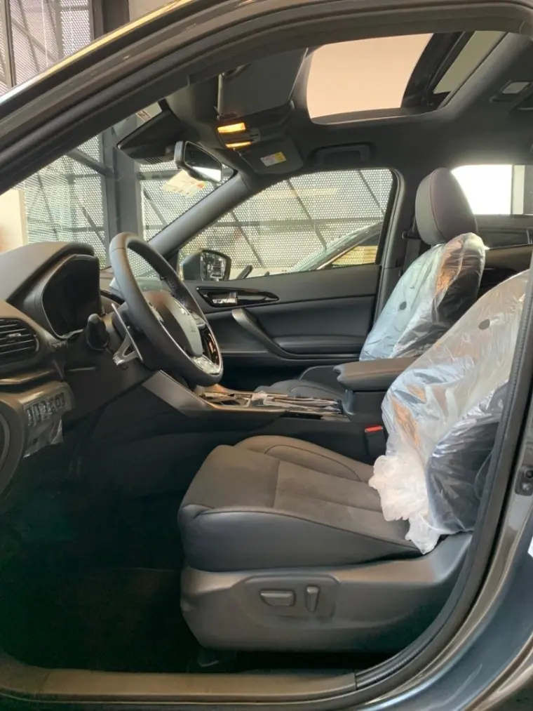 galeria ECLIPSE CROSS