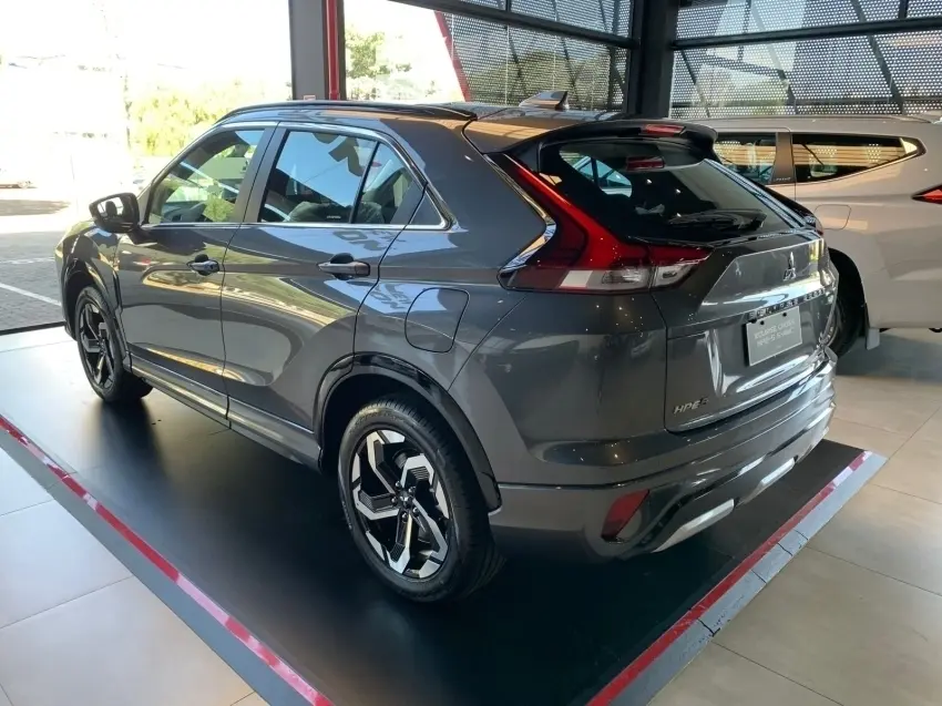 galeria ECLIPSE CROSS