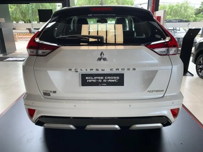 galeria ECLIPSE CROSS