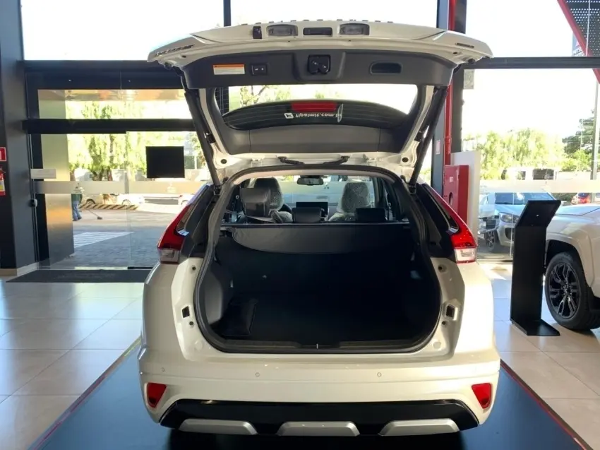 galeria ECLIPSE CROSS