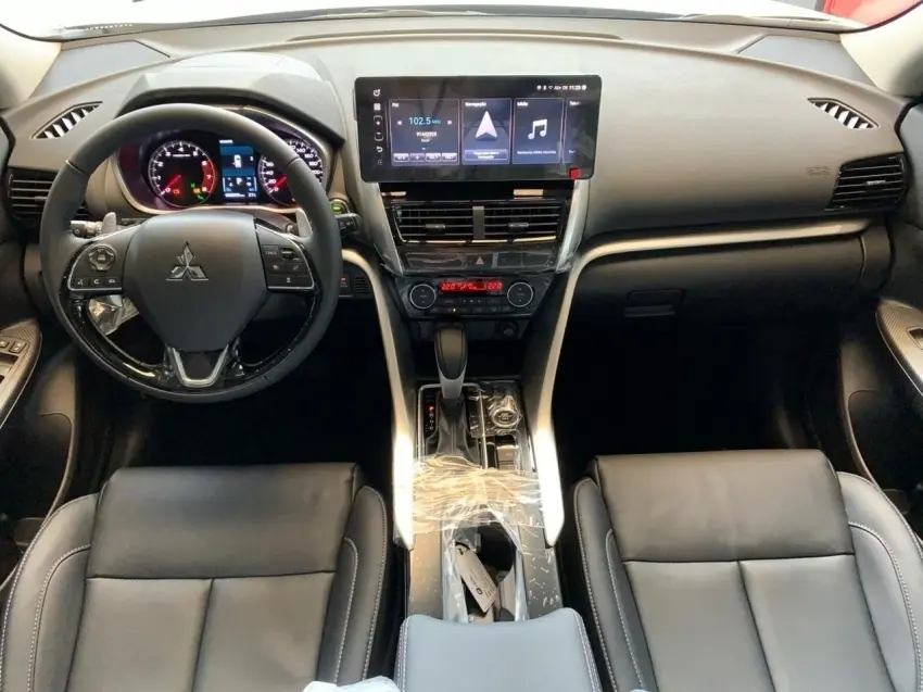 galeria ECLIPSE CROSS
