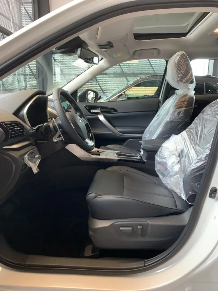 galeria ECLIPSE CROSS