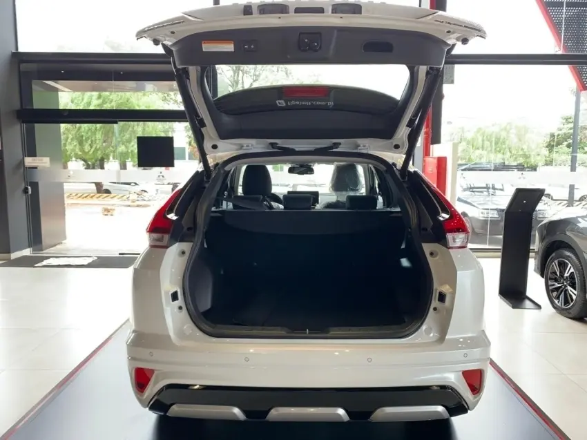 galeria ECLIPSE CROSS