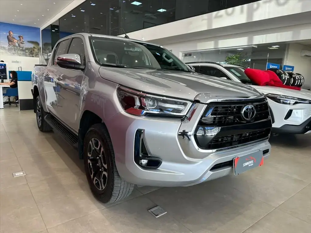 galeria HILUX
