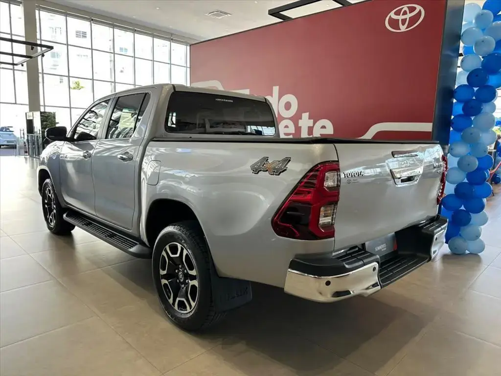 galeria HILUX