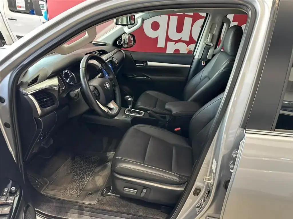 galeria HILUX
