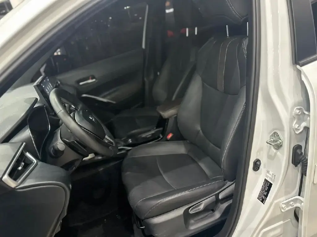 galeria Corolla Cross
