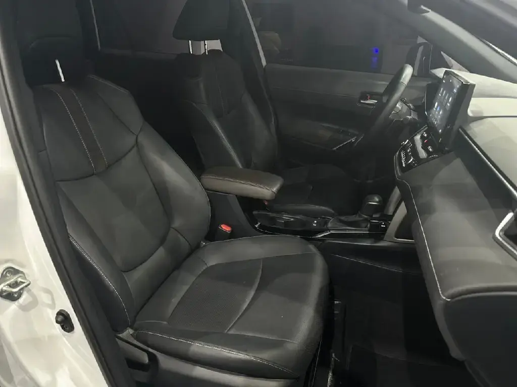 galeria Corolla Cross