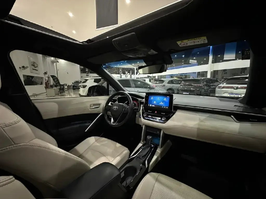 galeria Corolla Cross