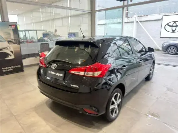 Toyota YARIS 1.3 16V FLEX XL LIVE MULTIDRIVE