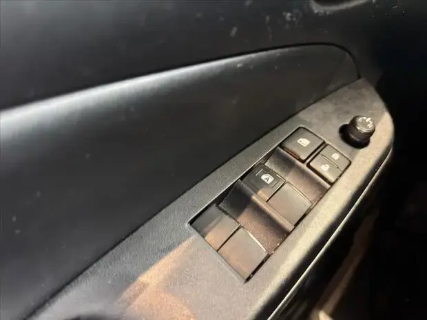 Toyota YARIS 1.3 16V FLEX XL LIVE MULTIDRIVE