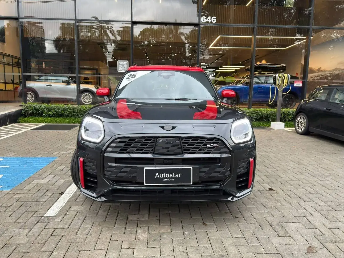 galeria Cooper Countryman