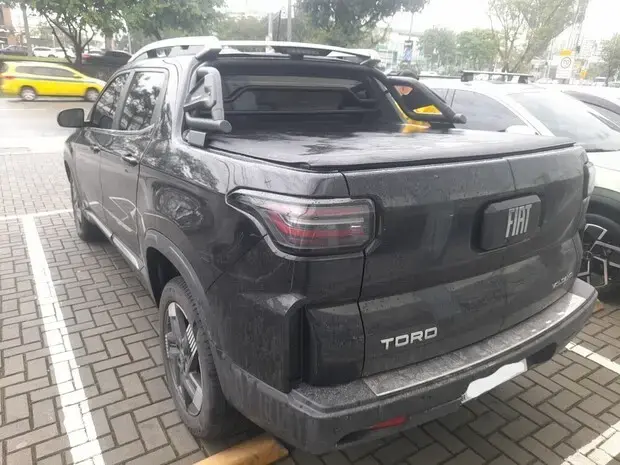 Fiat TORO 1.3 TURBO 270 FLEX VOLCANO AT6