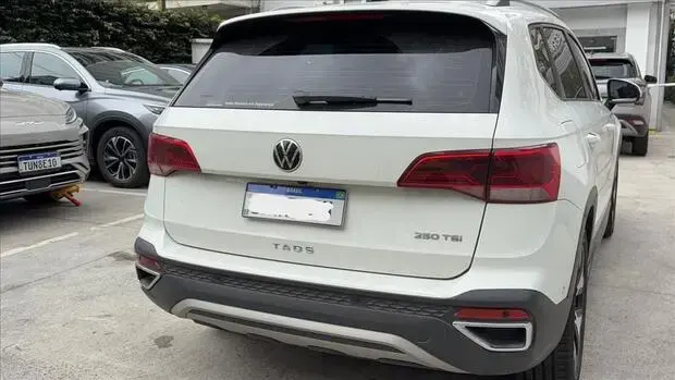 Volkswagen TAOS 1.4 250 TSI TOTAL FLEX HIGHLINE AUTOMÁTICO