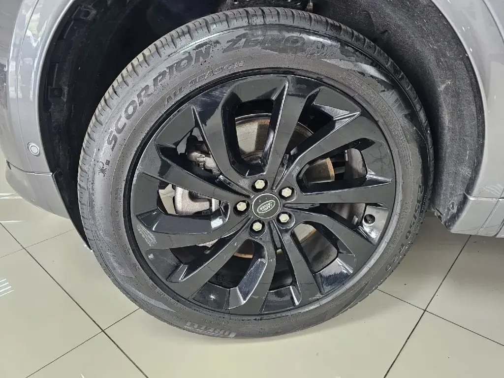 galeria DISCOVERY SPORT