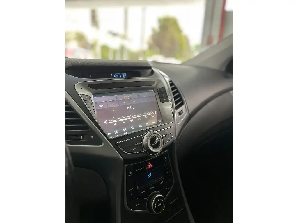 galeria ELANTRA