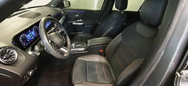 Mercedes Benz GLB 220 2.0 MHEV AMG LINE 4MATIC 8G-DCT