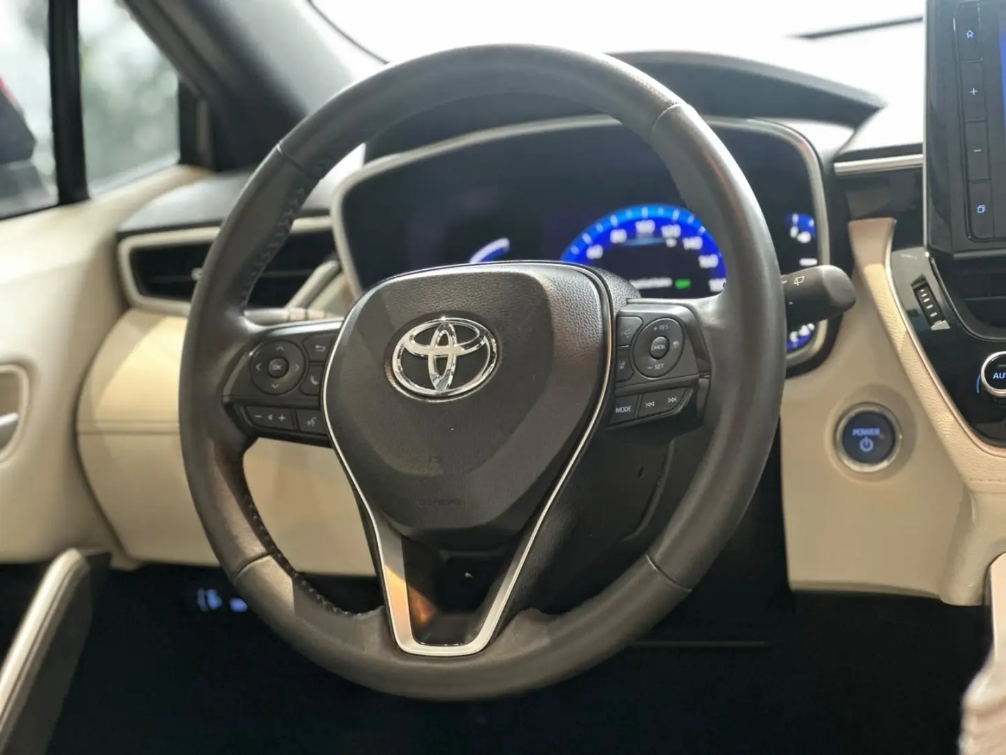 galeria COROLLA CROSS