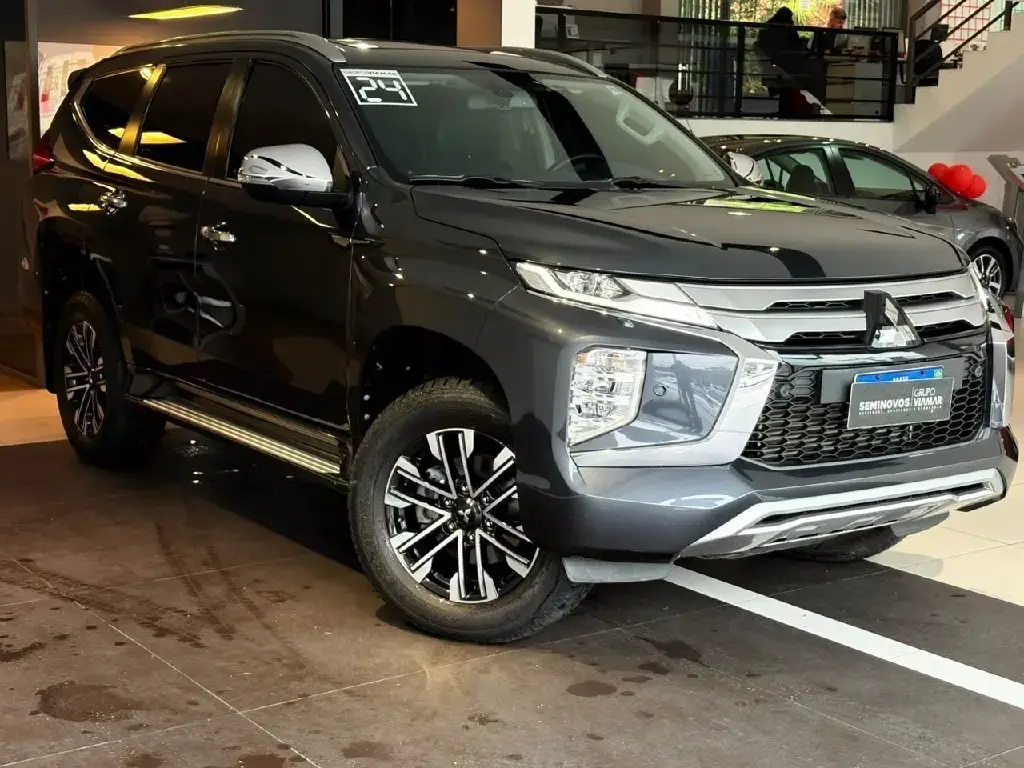 galeria PAJERO SPORT