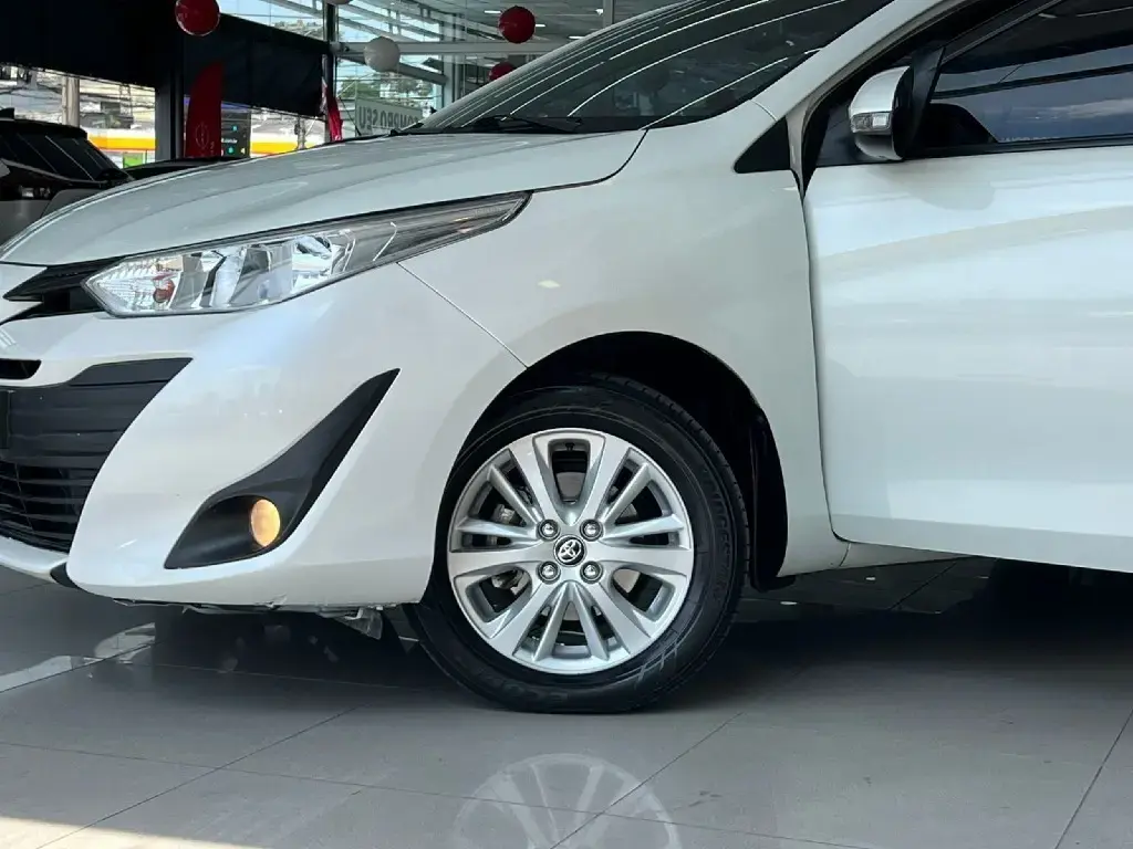 galeria YARIS