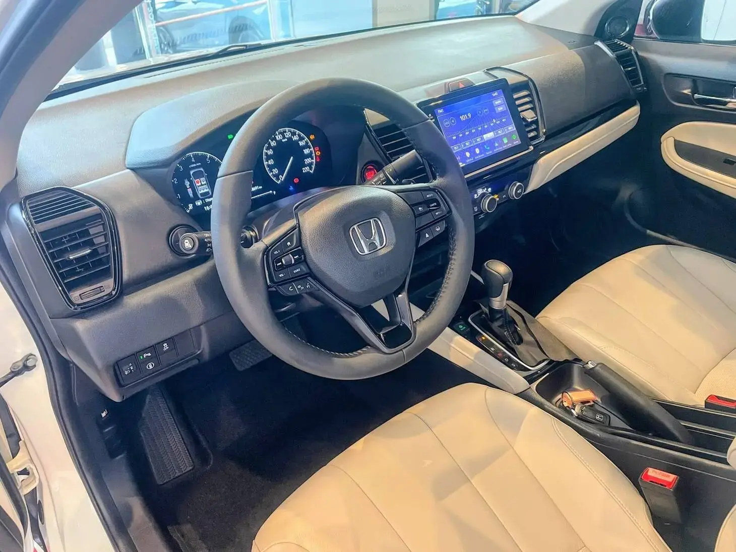 galeria HONDA CITY