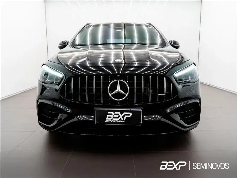 galeria GLA 35 AMG