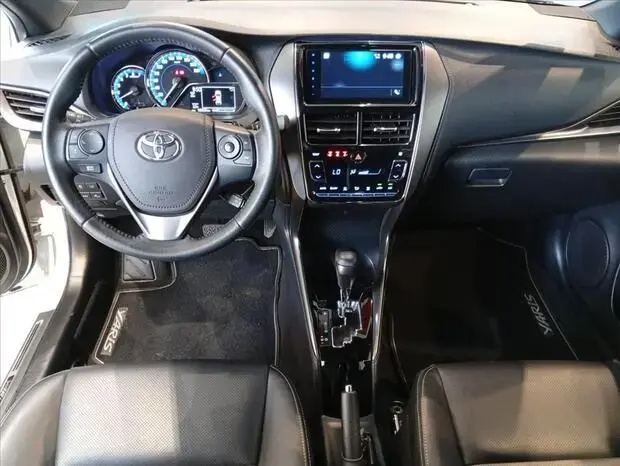 Toyota YARIS 1.5 16V FLEX XLS MULTIDRIVE