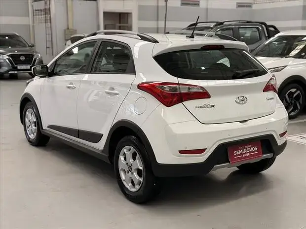 Hyundai HB20X 1.6 16V STYLE FLEX 4P MANUAL