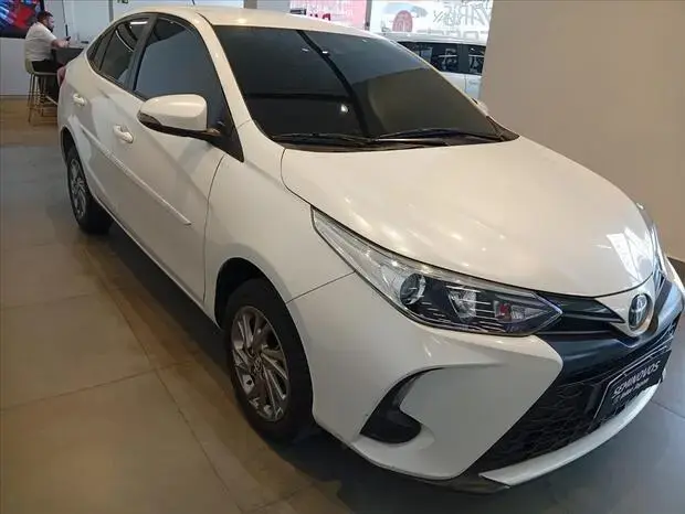 Toyota YARIS 1.5 16V FLEX SEDAN XS MULTIDRIVE