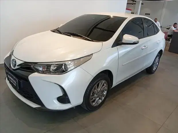 Toyota YARIS 1.5 16V FLEX SEDAN XS MULTIDRIVE