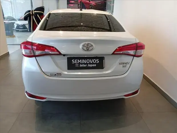 Toyota YARIS 1.5 16V FLEX SEDAN XS MULTIDRIVE