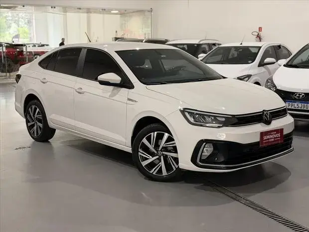Volkswagen VIRTUS 1.0 200 TSI HIGHLINE AUTOMÁTICO