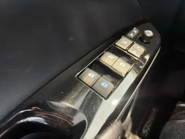 Toyota YARIS 1.5 16V FLEX XLS CONNECT MULTIDRIVE
