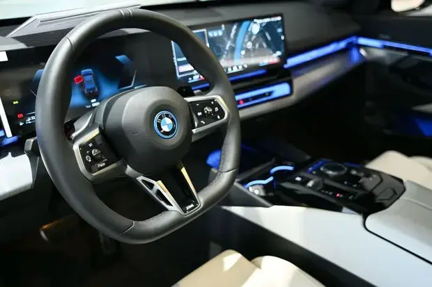 Bmw 530e M Sport 2.0 Turbo (Aut.) (Híb.)