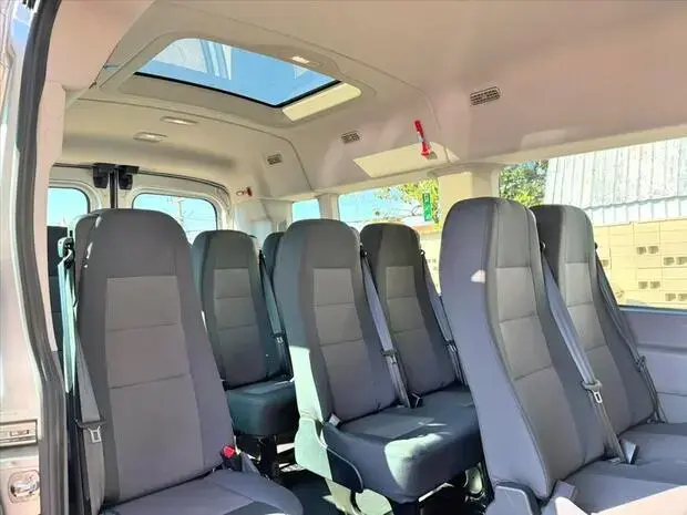 Ford TRANSIT 2.0 ECOBLUE DIESEL MINIBUS 14+1 L3H2 AUTOMÁTICO