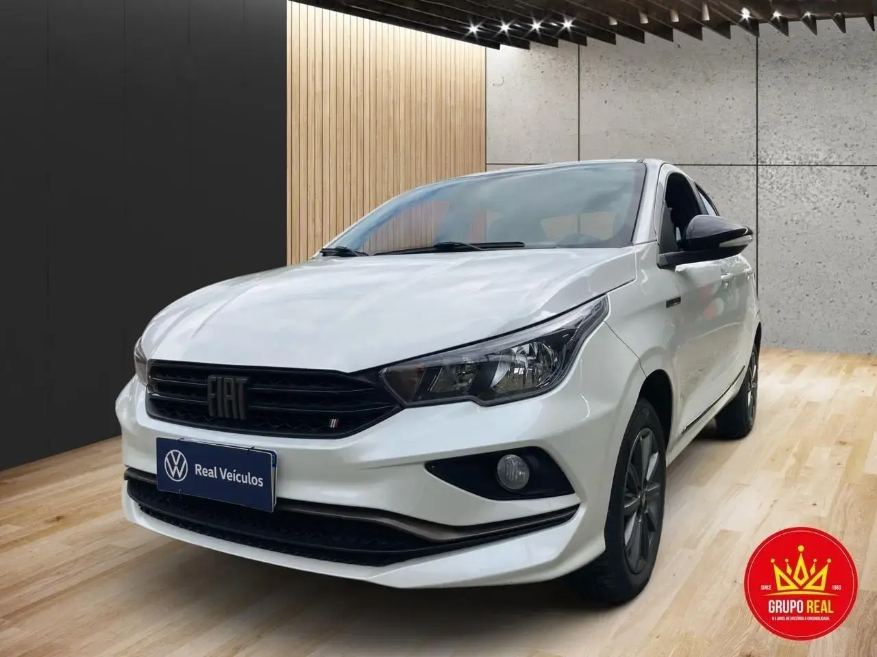 galeria CRONOS DRIVE 1.3 8V Flex Aut.