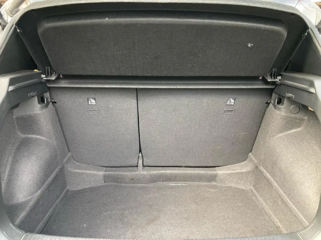 galeria T-Cross Comfor. 200 TSI 1.0 Flex 5p Aut.