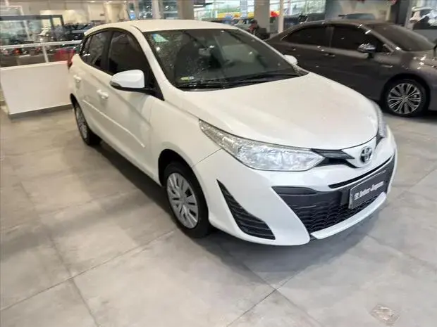 Toyota YARIS 1.3 16V FLEX XL LIVE MULTIDRIVE