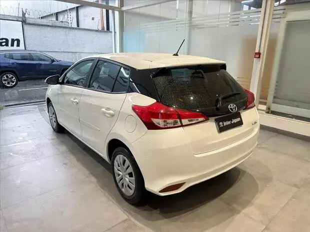 Toyota YARIS 1.3 16V FLEX XL LIVE MULTIDRIVE