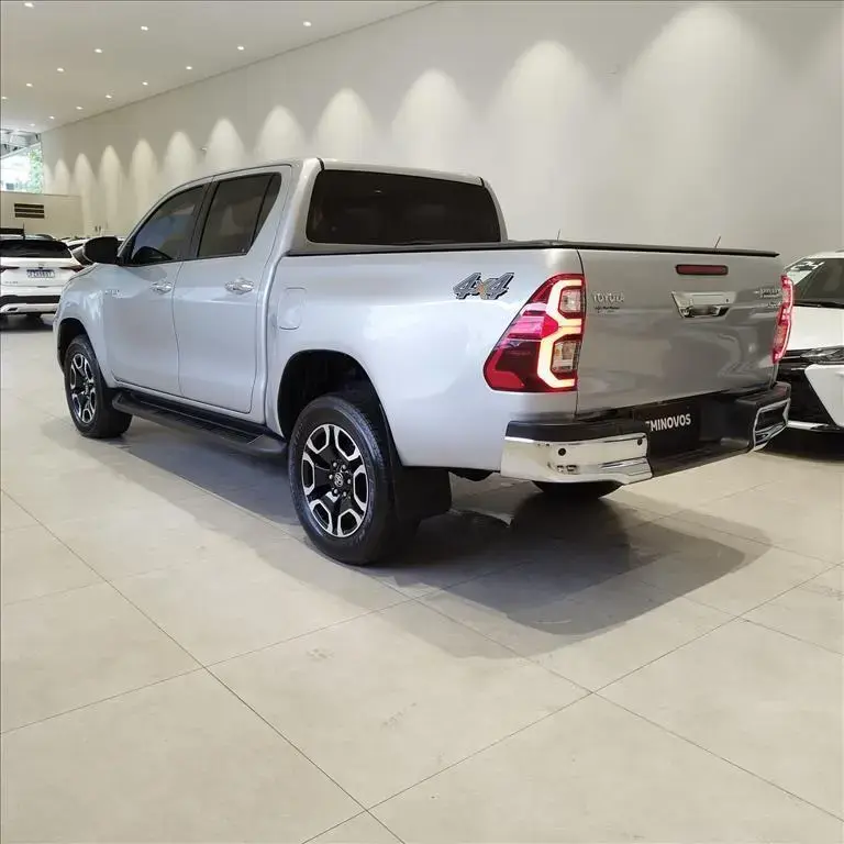 galeria HILUX