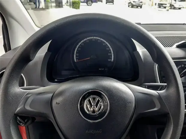 Volkswagen UP 1.0 MPI TAKE UP 12V FLEX 4P MANUAL