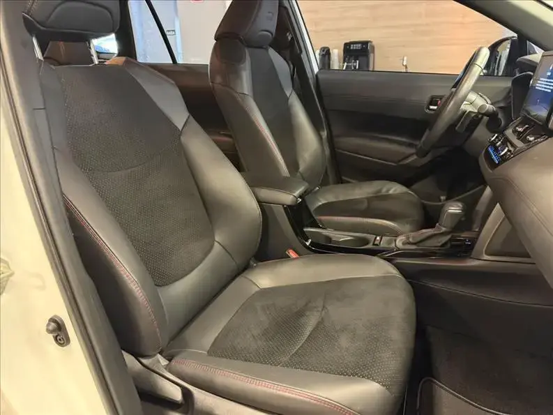 galeria COROLLA CROSS