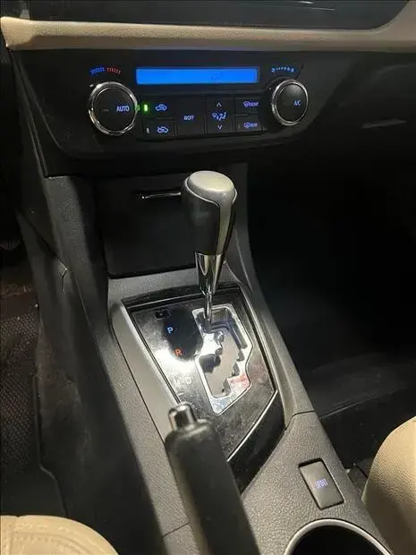 Toyota COROLLA 2.0 ALTIS 16V FLEX 4P AUTOMÁTICO