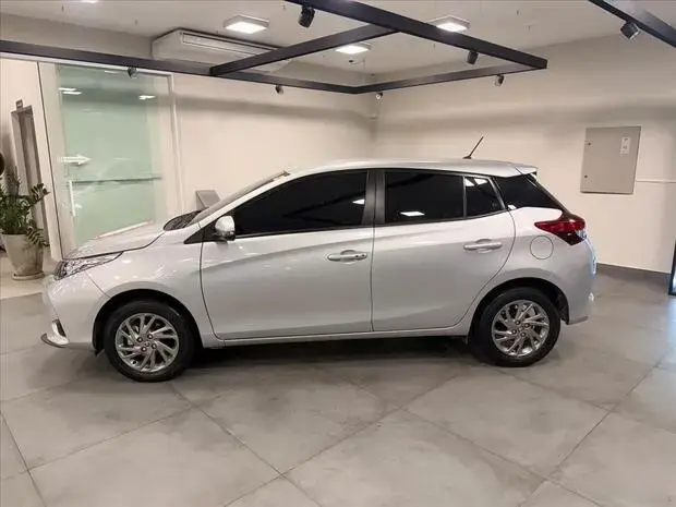 Toyota YARIS 1.5 16V FLEX XS MULTIDRIVE