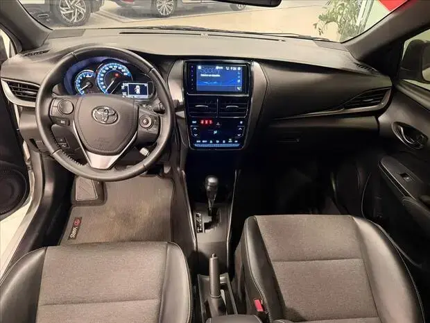 Toyota YARIS 1.5 16V FLEX XS MULTIDRIVE