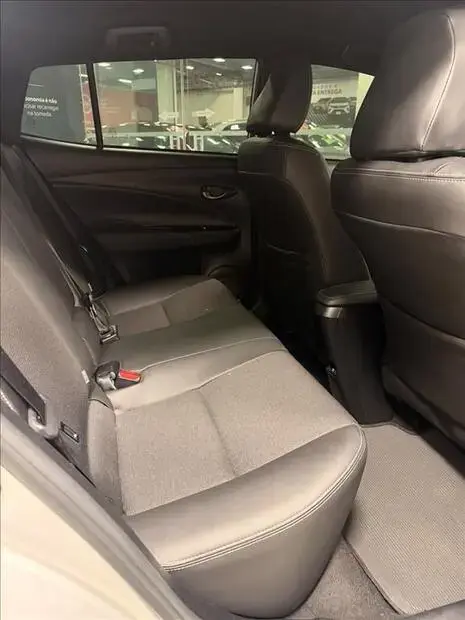 Toyota YARIS 1.5 16V FLEX XS MULTIDRIVE