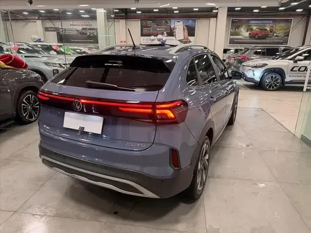 Volkswagen NIVUS 1.0 200 TSI TOTAL FLEX HIGHLINE AUTOMÁTICO