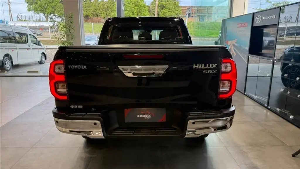 galeria HILUX