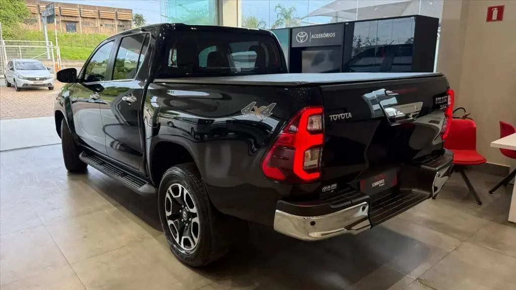 galeria HILUX